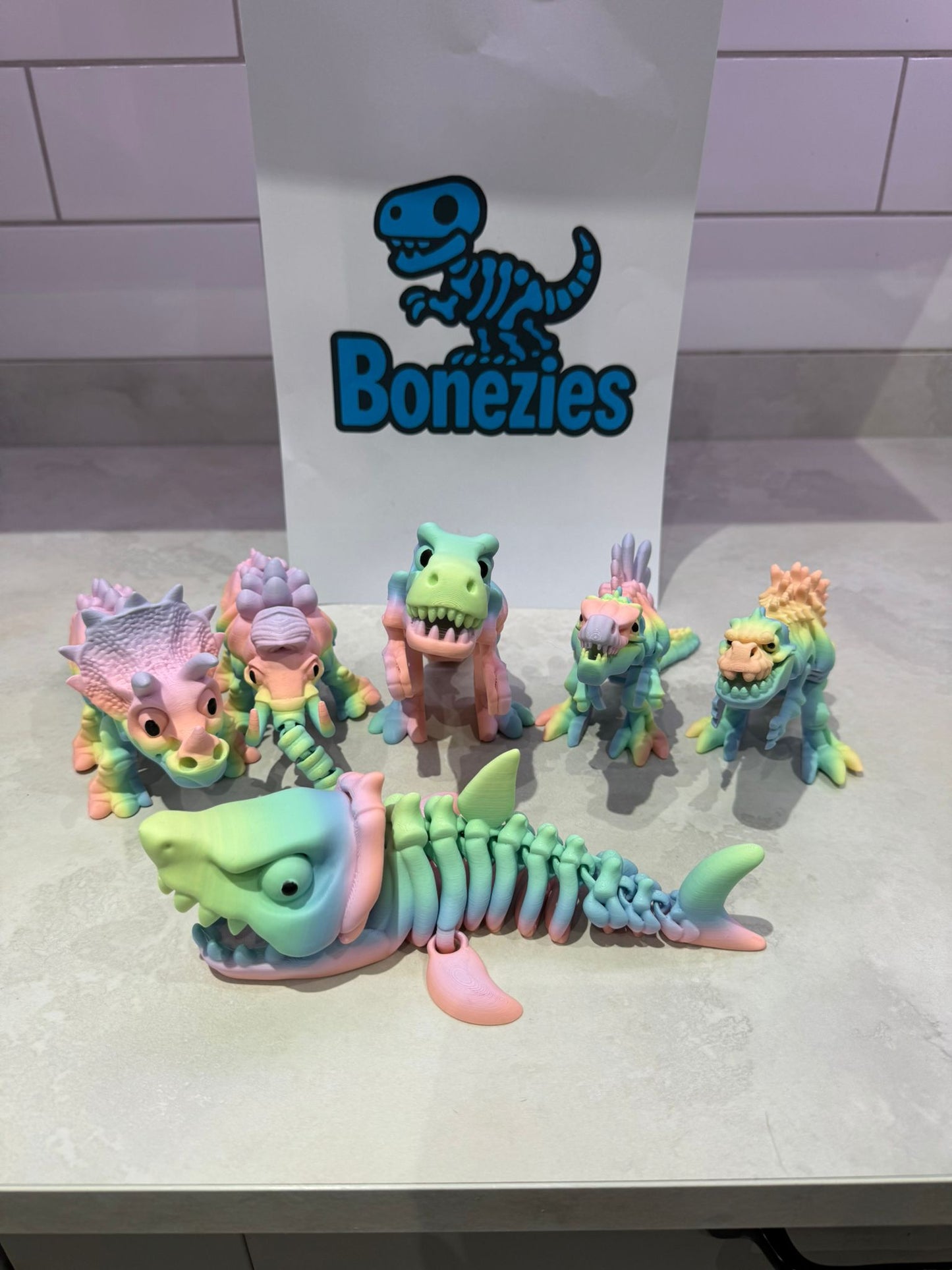 BONEZIES - Skeleton articulated fidget toy collection - GREEN/YELLOW COLOUR