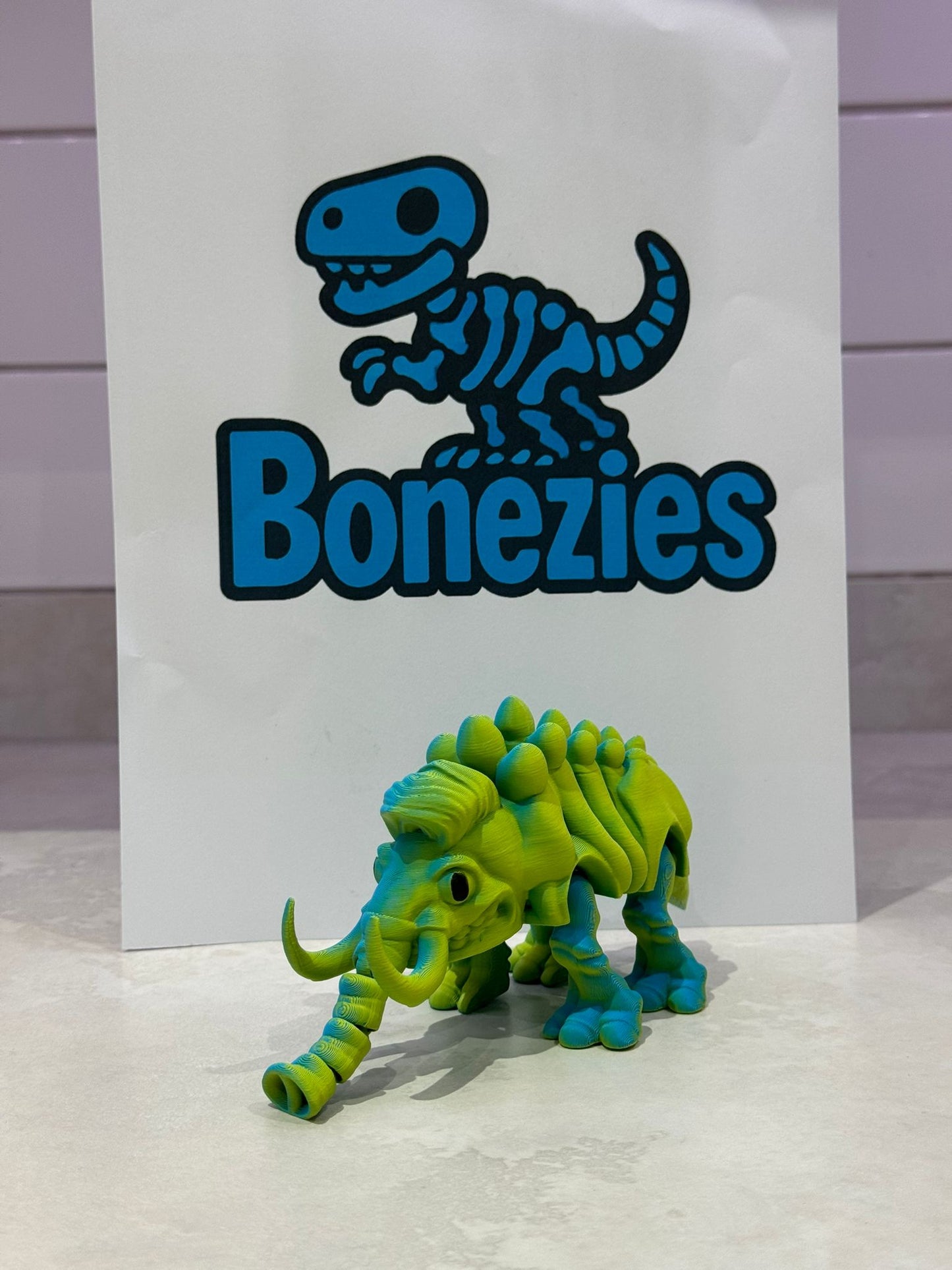 BONEZIES - Skeleton articulated fidget toy collection - GREEN/YELLOW COLOUR