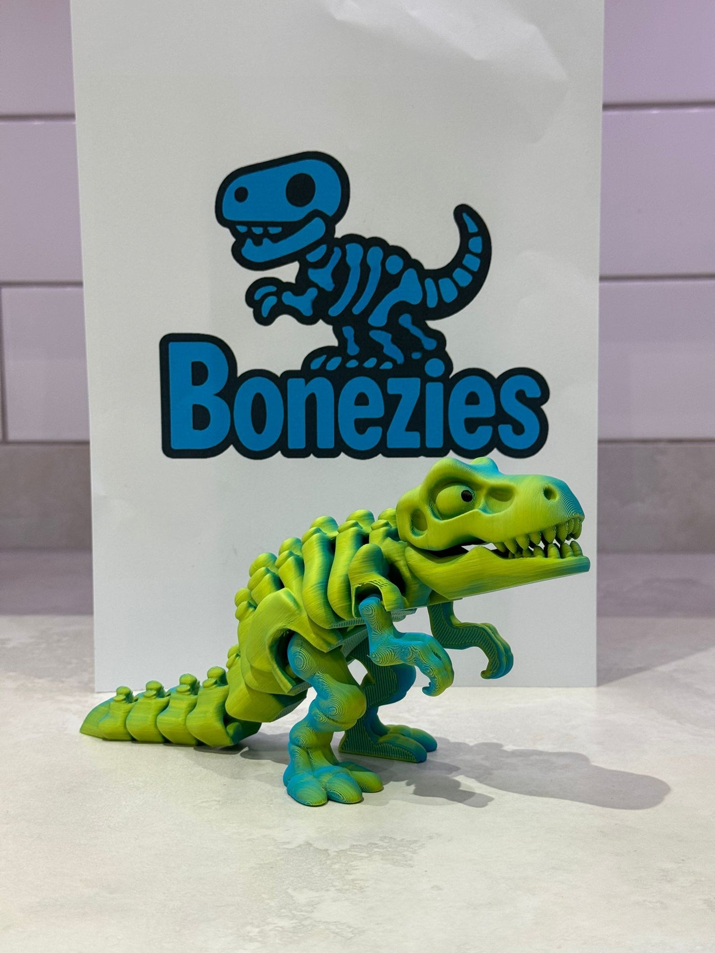 BONEZIES - Skeleton articulated fidget toy collection - GREEN/YELLOW COLOUR