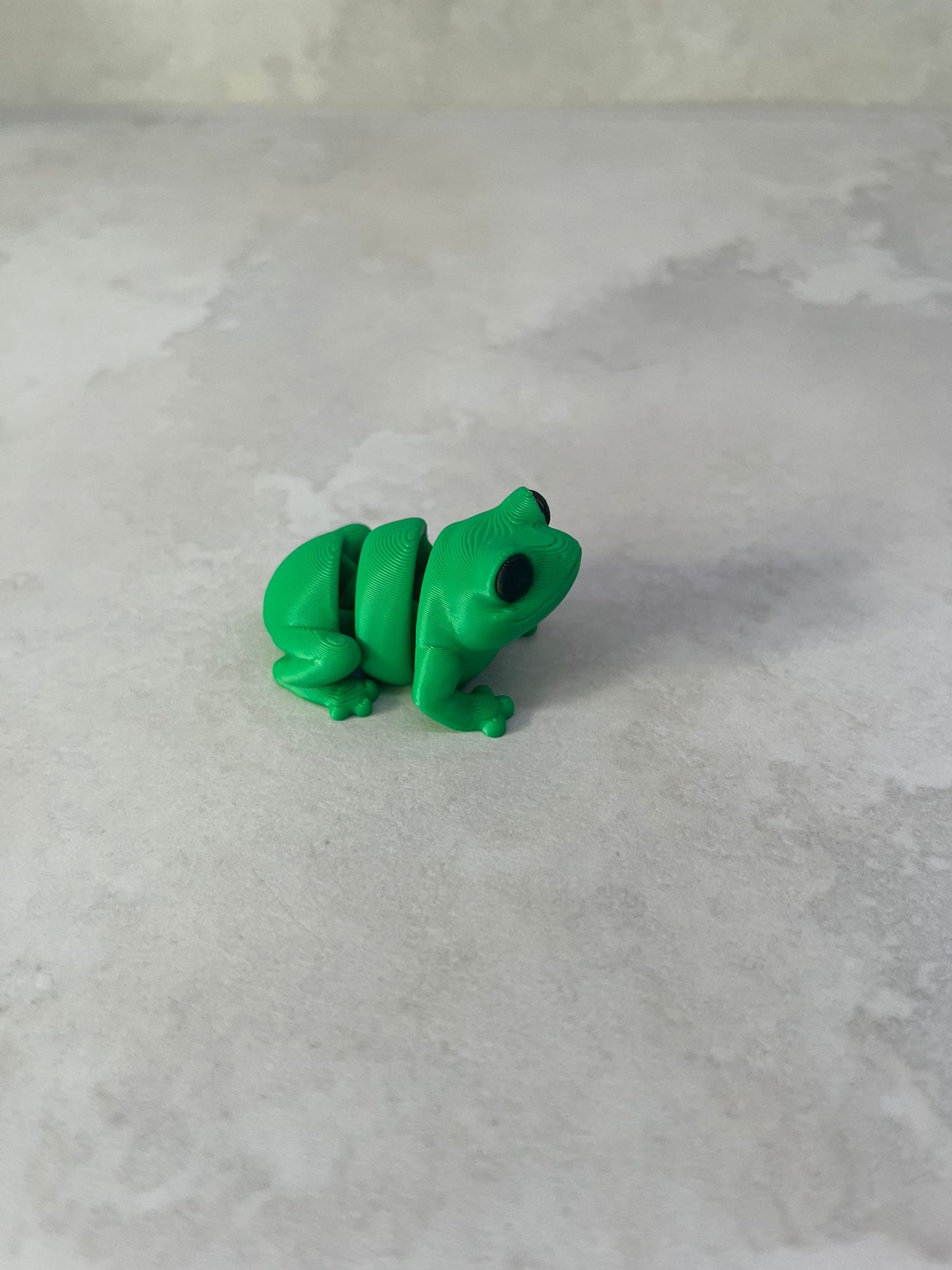 Mini Articulated Frog Toy